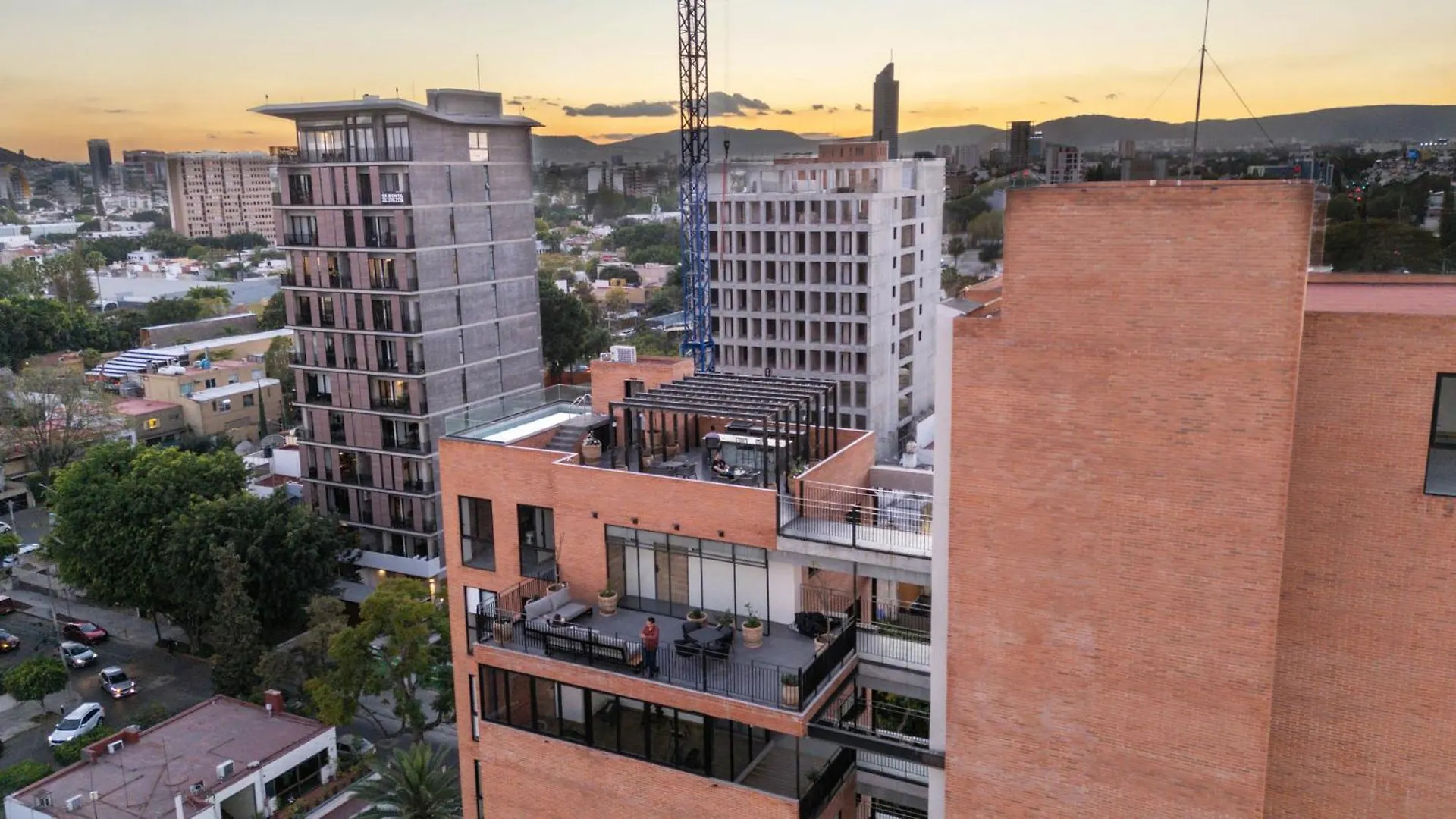 2 Recamaras En Piso 9, Vistas Col, Americana Guadalajara