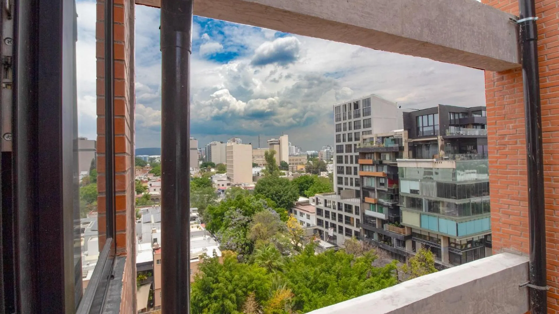 2 Recamaras En Piso 9, Vistas Col, Americana 瓜达拉哈拉 公寓